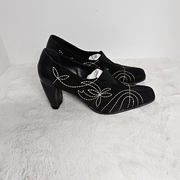 Matisse Pumps Black Suede Embroidered Goth Grunge Boho 10M - Picture 6 of 16